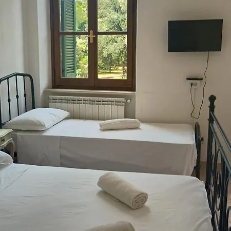 ベッド・アンド・ブレックファスト Fratti ヴィアレッジョ